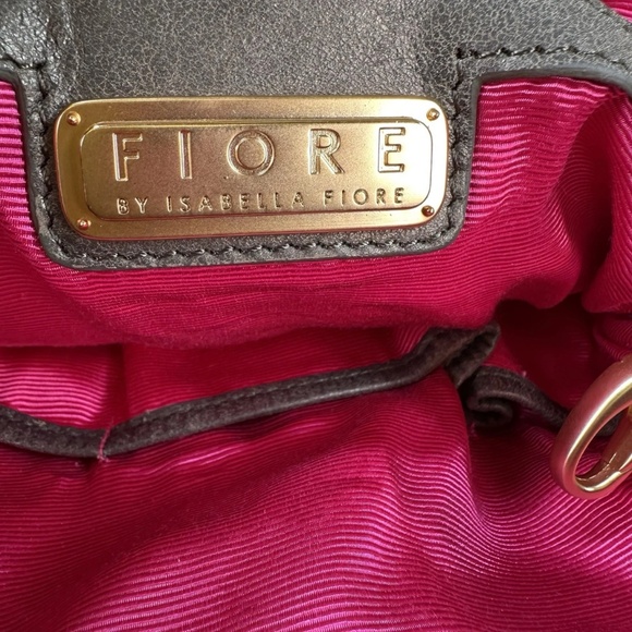 Isabella Fiore Grey LORI Leather Top Lock bag - Picture 14 of 16